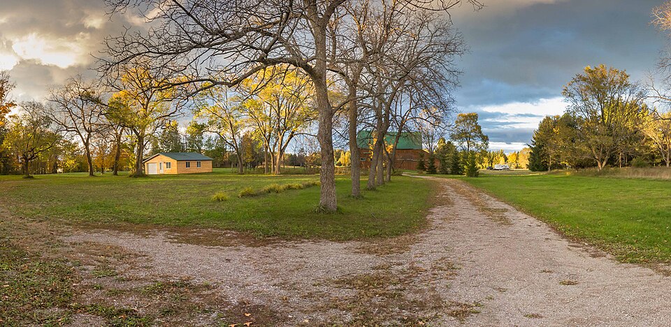 Photograph of Faunce-McMichael Farm