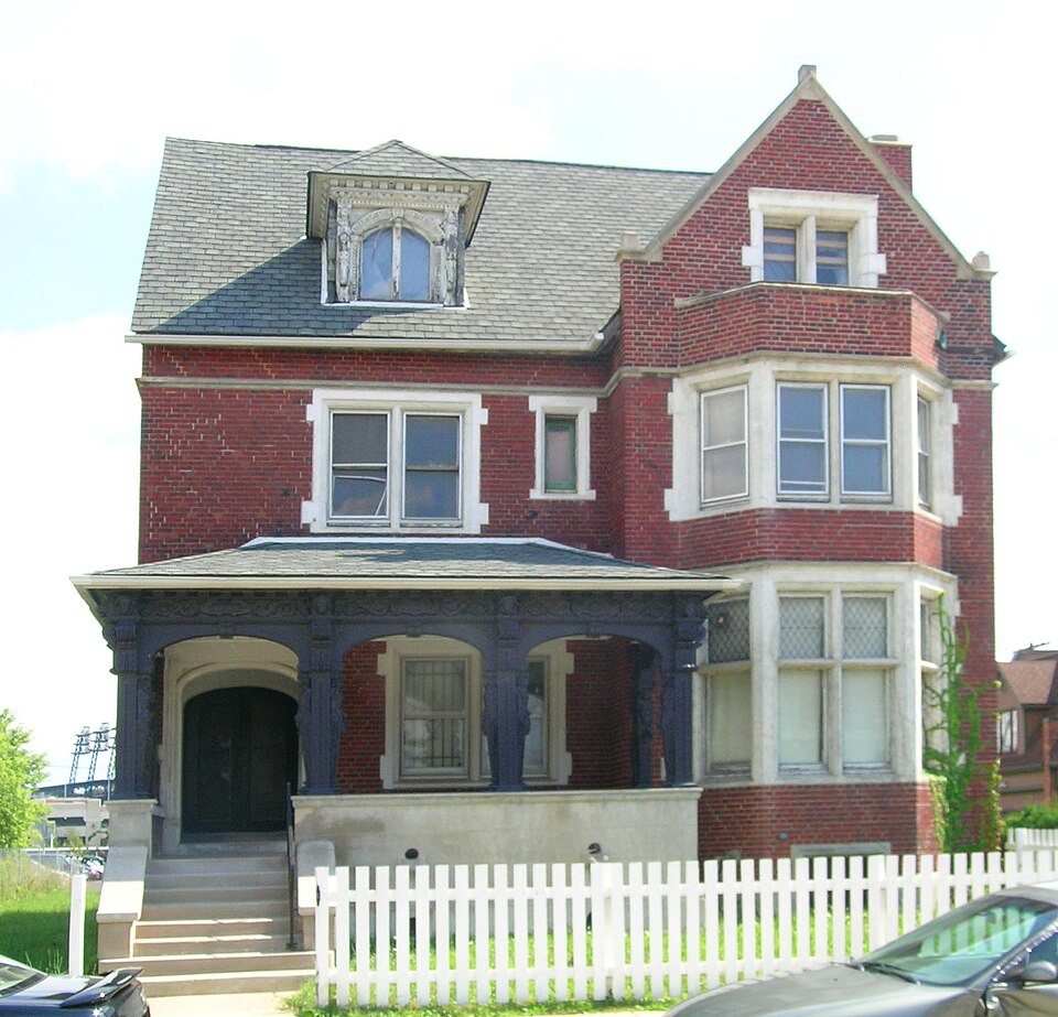 Photograph of Bernard Ginsburg House