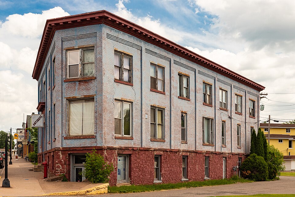 Photograph of Negaunee State Bank Building