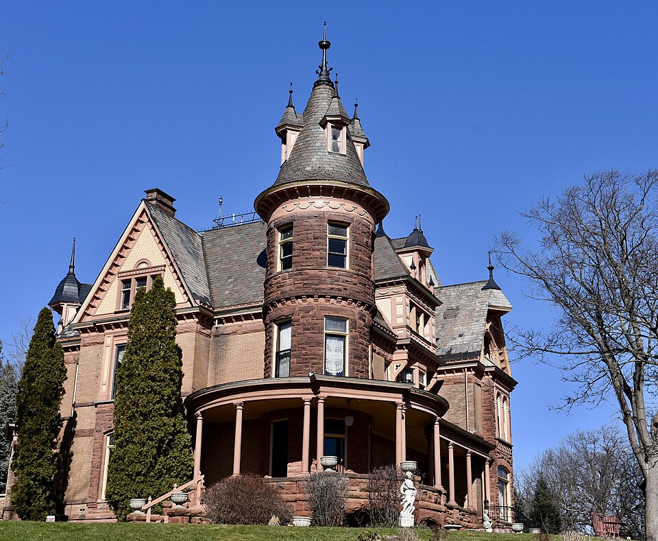 Photograph of Henderson Park-West Main Hill Historic District