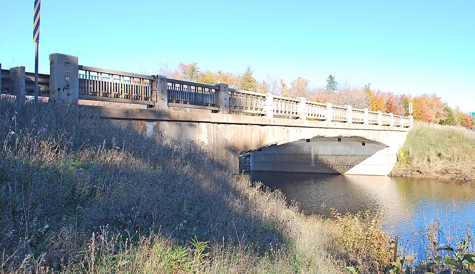 Photograph of M-28-Sand River Bridge