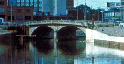 Photograph of Beach-Garland Street-Flint River Bridge