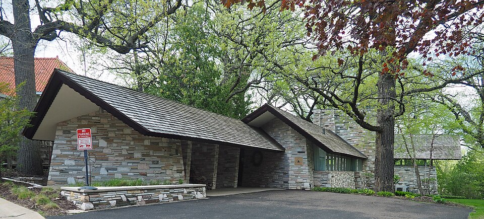 Photograph of Frieda and Henry J. Neils House