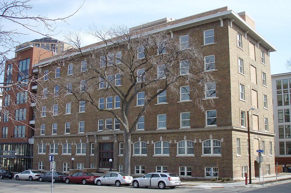 Photograph of Eitel Hospital