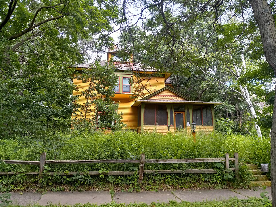 Photograph of Dwight and Clara Watson House