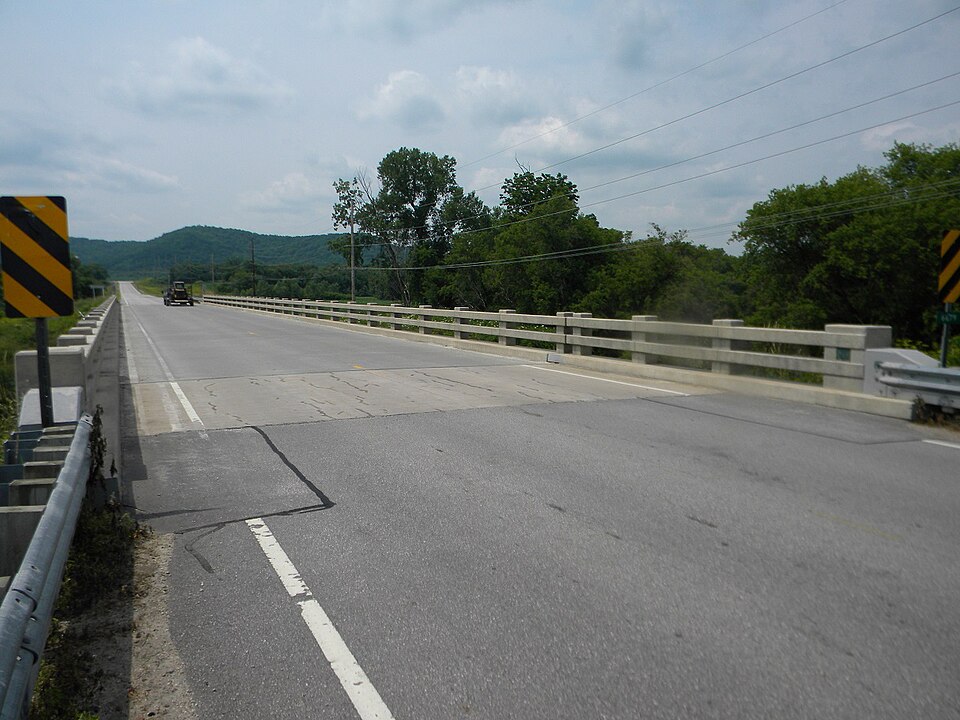 Photograph of Bridge No. 6679