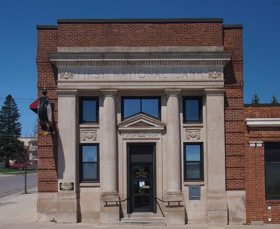 Photograph of First National Bank of Gilbert