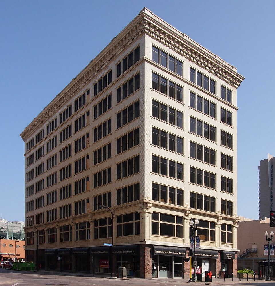 Photograph of Lincoln Bank Building