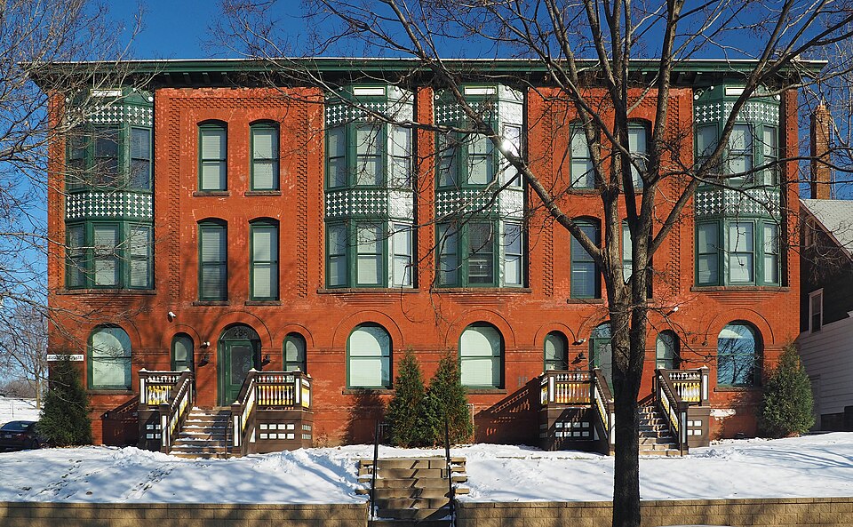 Photograph of Euclid View Flats