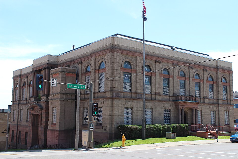 Photograph of Duluth Masonic Center