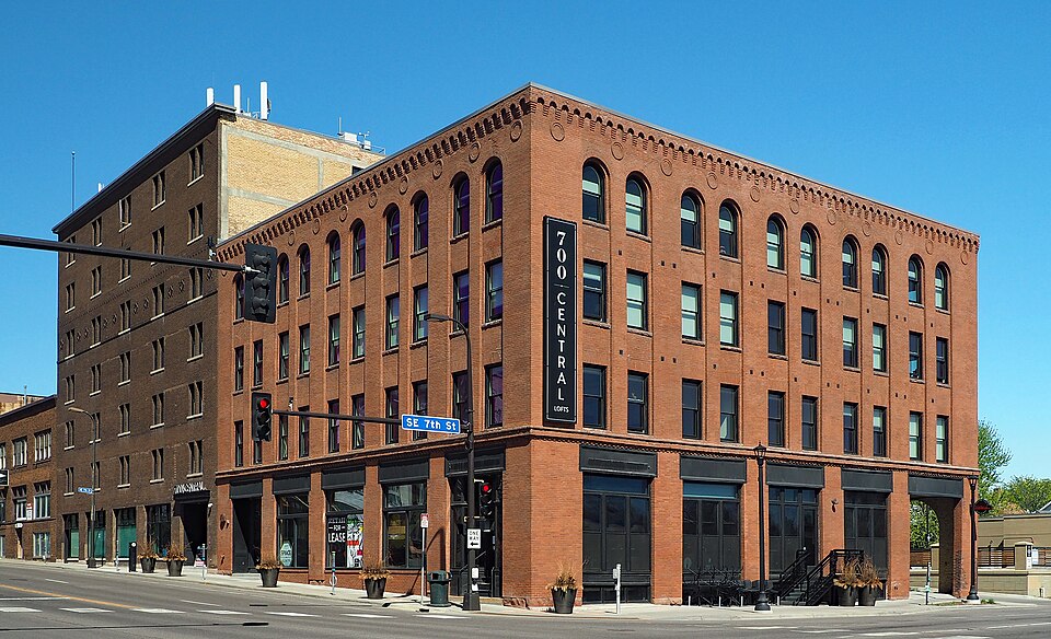 Photograph of McLeod and Smith Inc. Headquarters