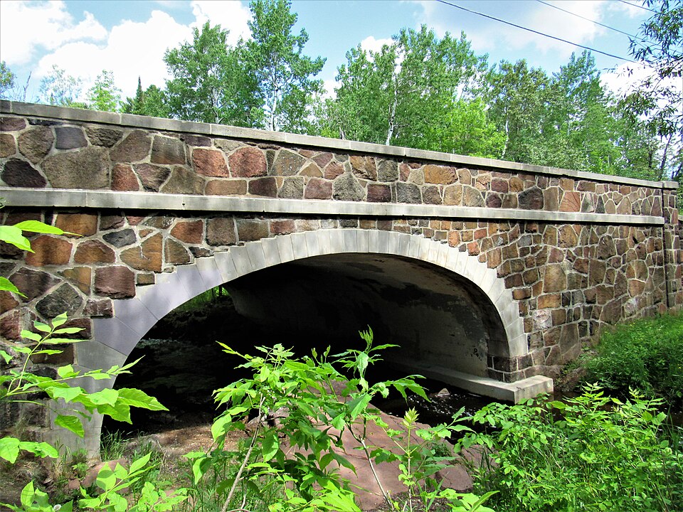 Photograph of Bridge L6113