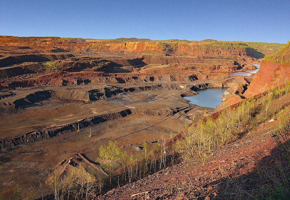 Photograph of Hull-Rust-Mahoning Open Pit Iron Mine