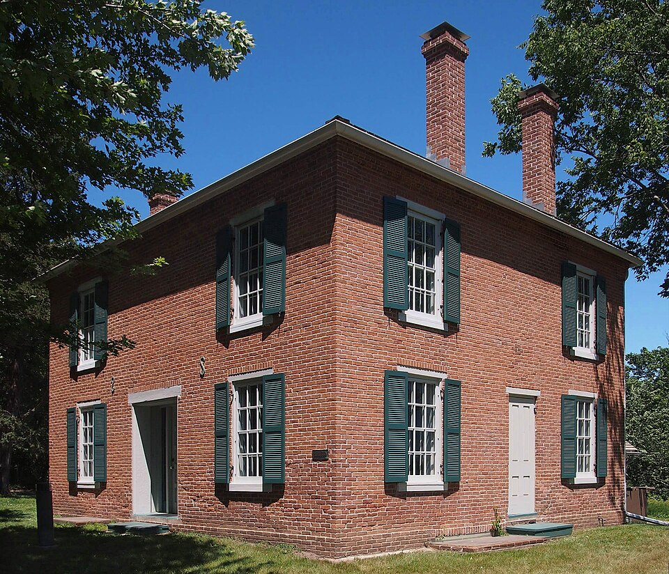 Photograph of Gideon H. Pond House