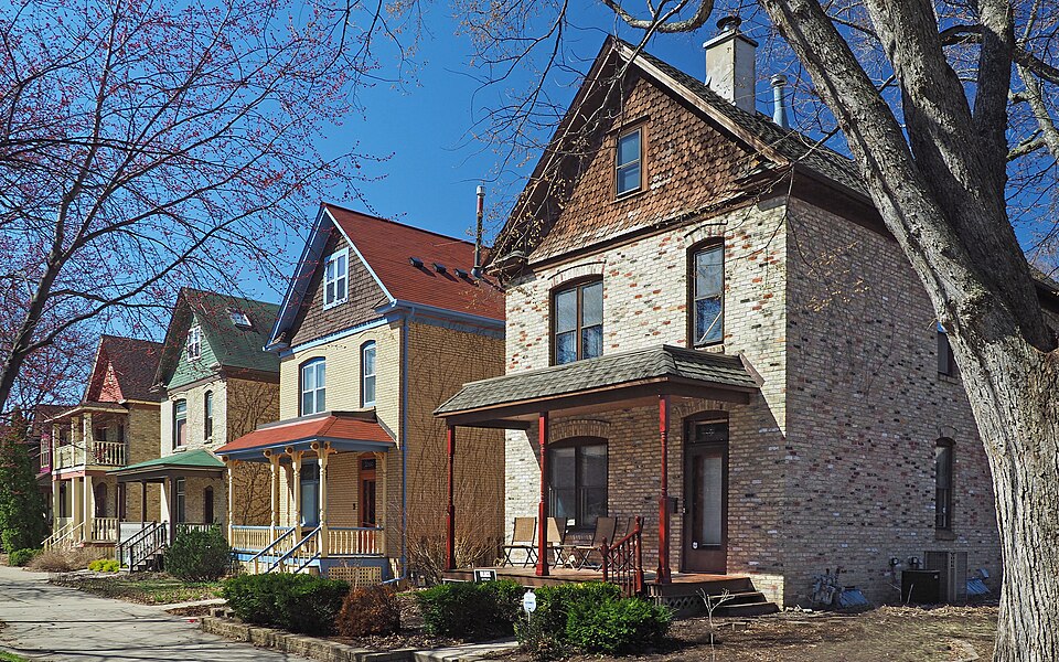 Photograph of Milwaukee Avenue Historic District