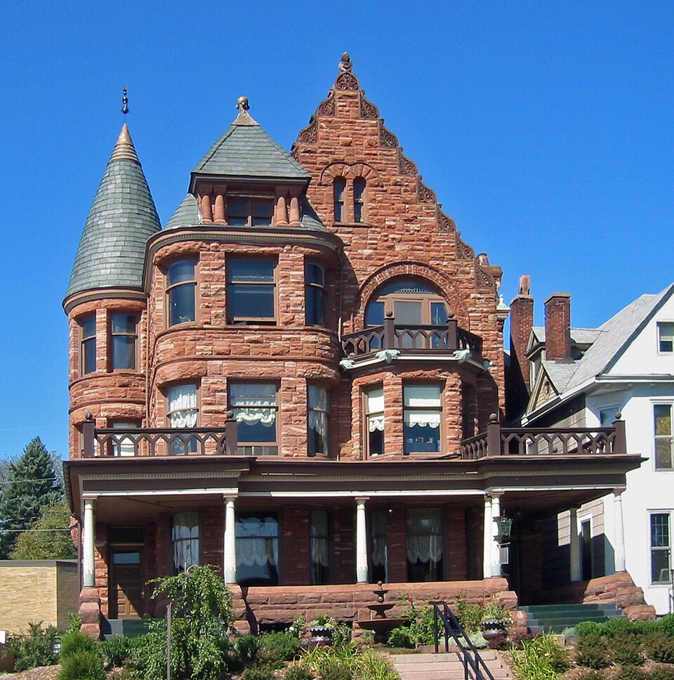 Photograph of Oliver G. Traphagen House