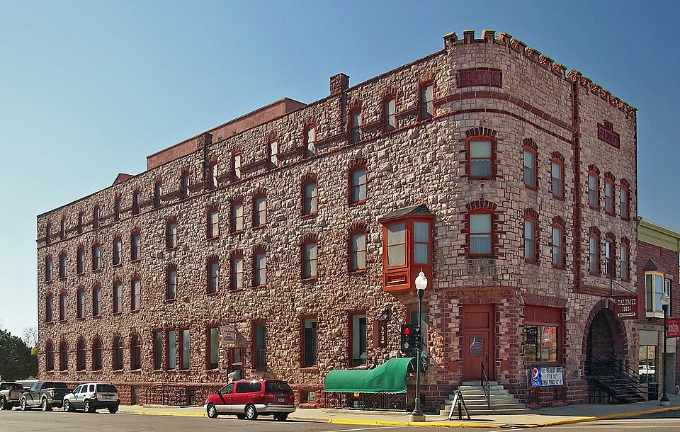 Photograph of Calumet Hotel