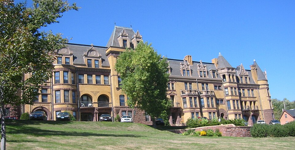 Photograph of Munger Terrace