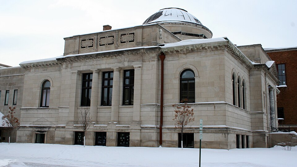 Photograph of Winona Public Library