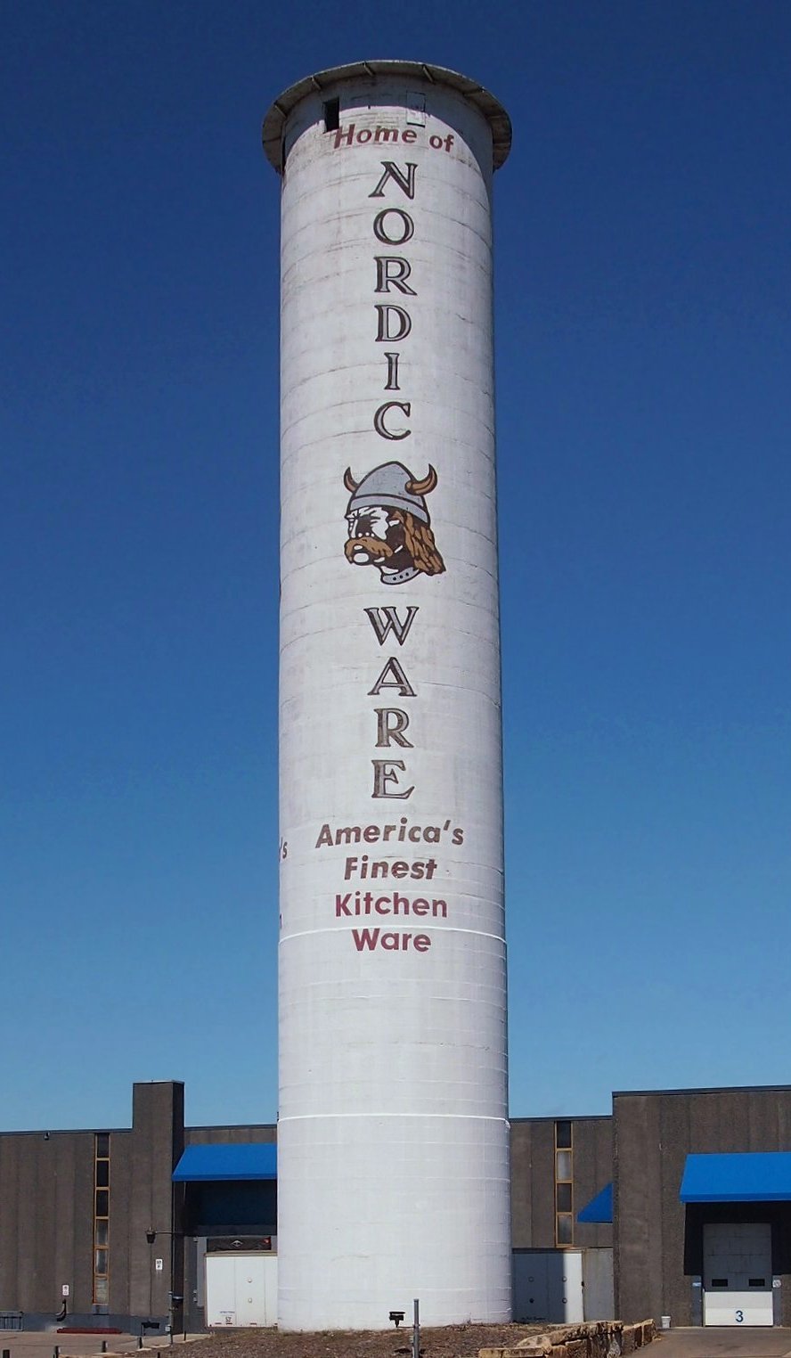Photograph of Peavey-Haglin Experimental Concrete Grain Elevator