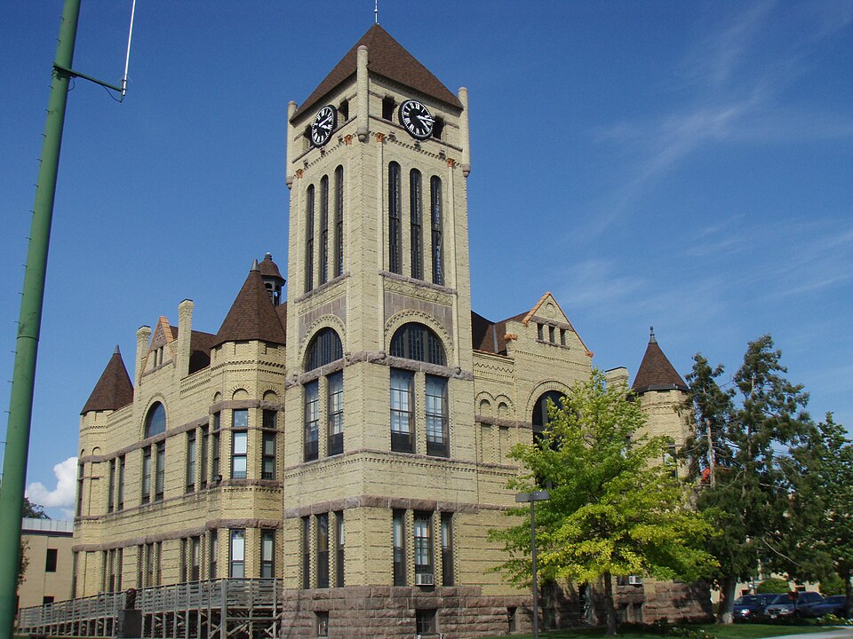 Photograph of Morrison County Courthouse