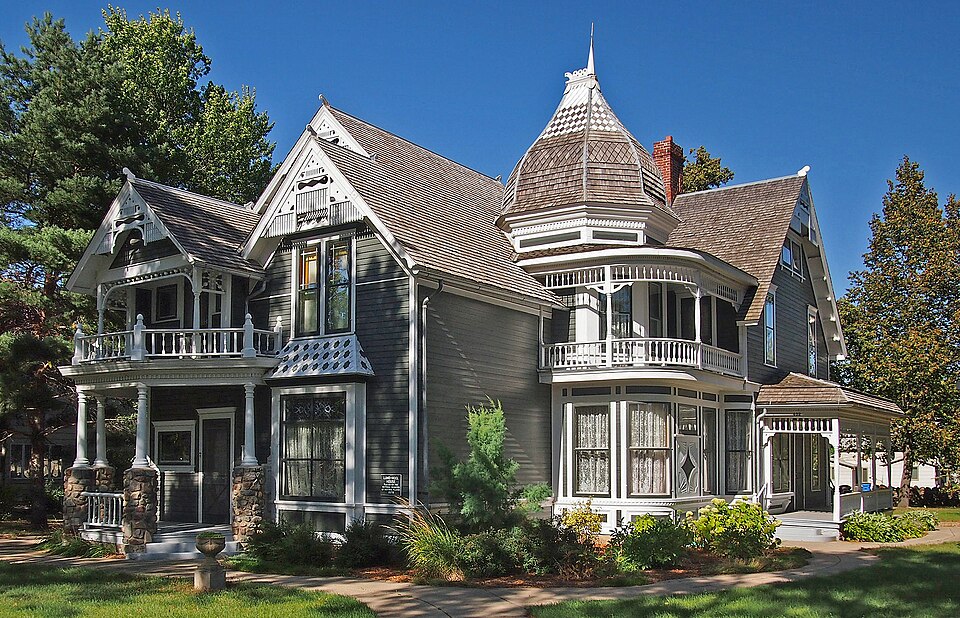 Photograph of Lund-Hoel House