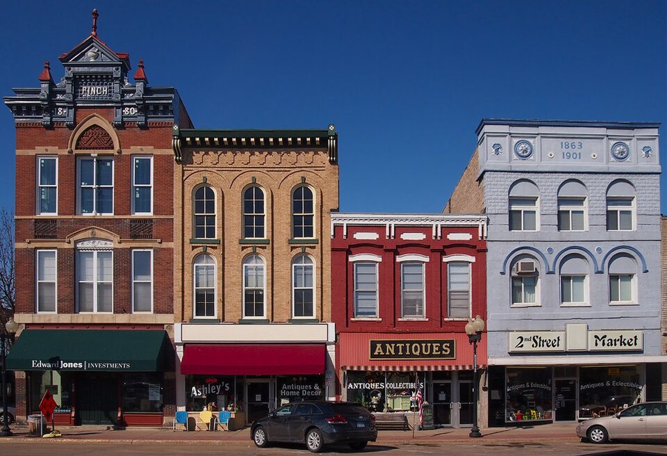 Photograph of East Second Street Commercial Historic District