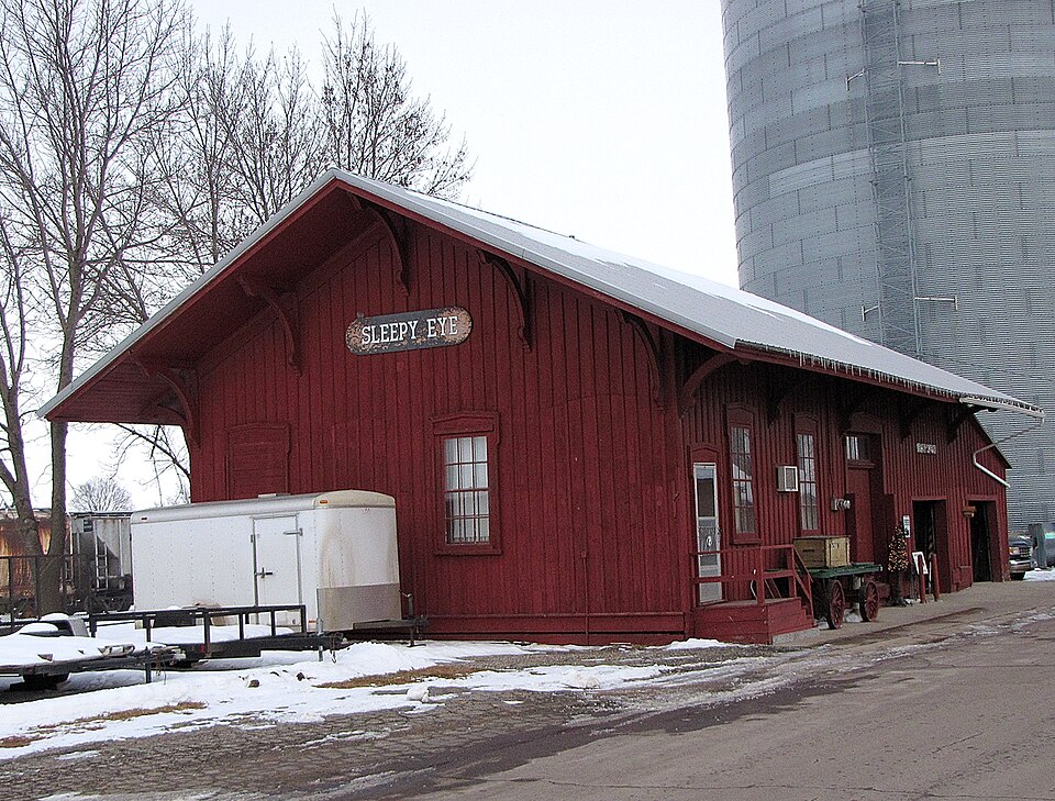 Photograph of Winona and St. Peter Freight Depot