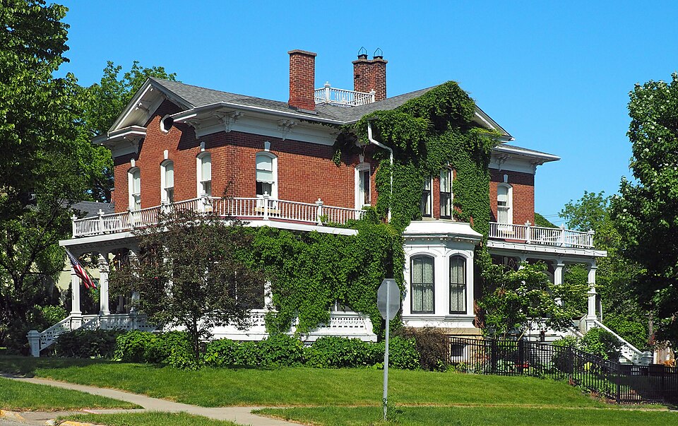 Photograph of Pratt-Tabor House
