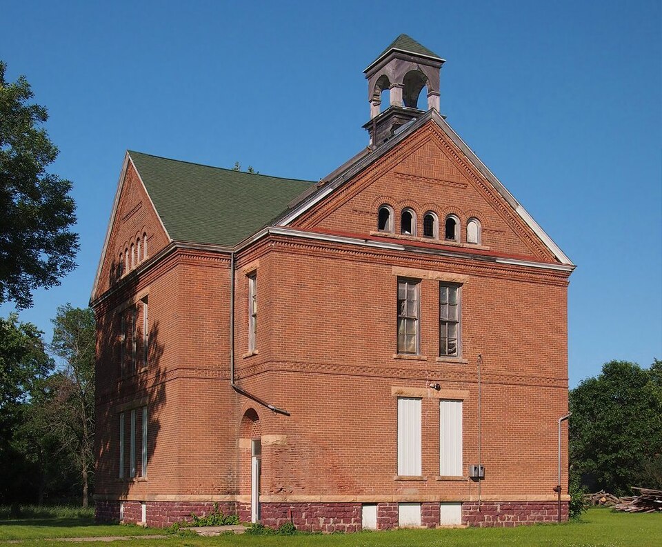 Photograph of Avoca Public School