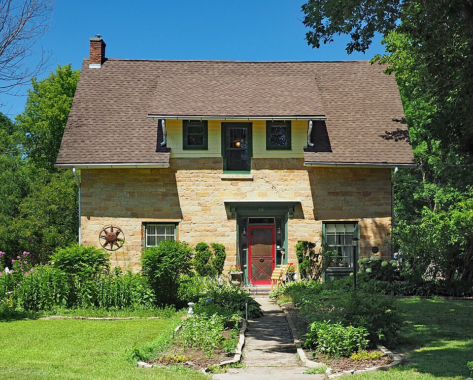 Photograph of Charles Chapman House