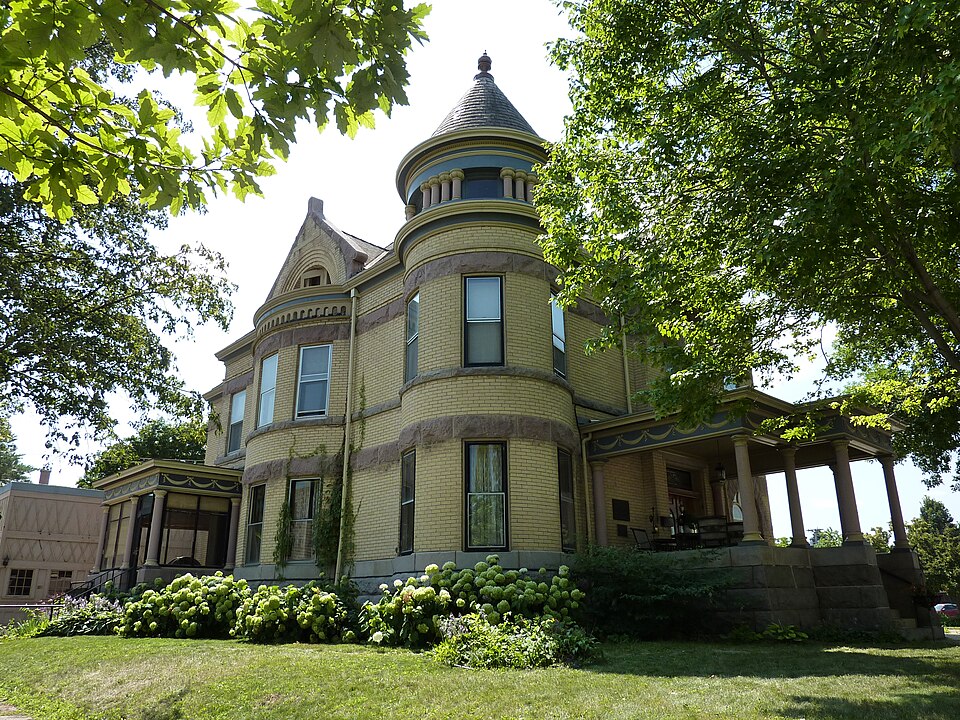 Photograph of Lorin Cray House