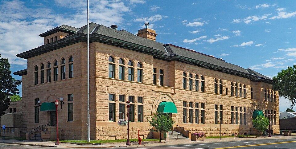 Photograph of Federal Courthouse and Post Office