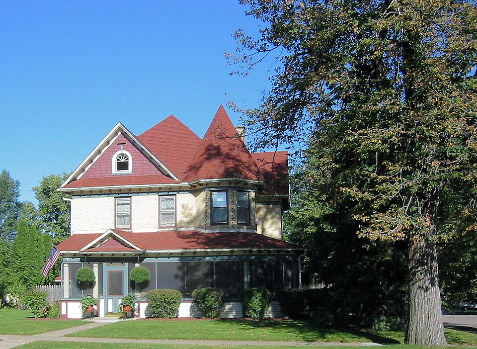 Photograph of Walnut Street Historic District
