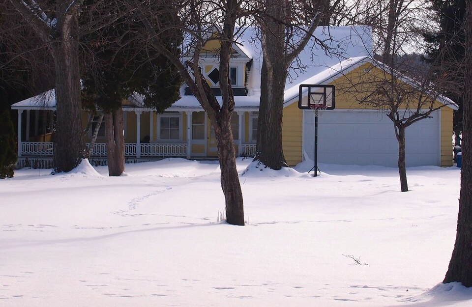 Photograph of Frank A. Larson House