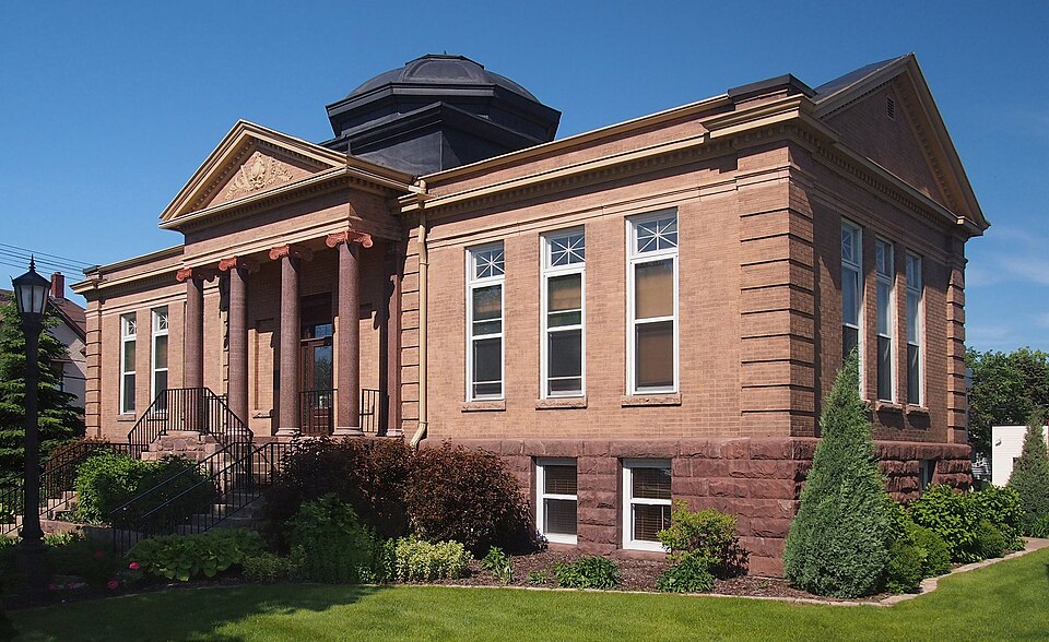 Photograph of Brainerd Public Library
