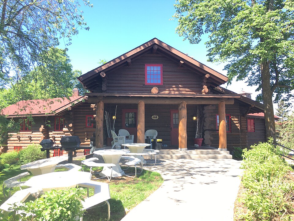 Photograph of Wilford H. Fawcett House