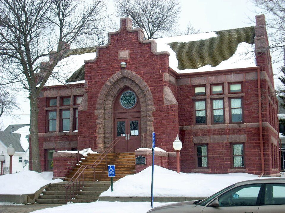 Photograph of Pipestone Public Library