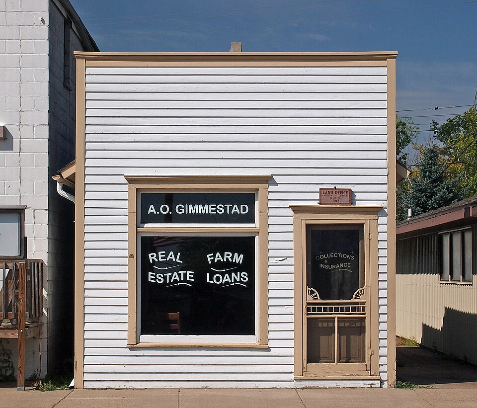 Photograph of Gimmestad Land and Loan Office