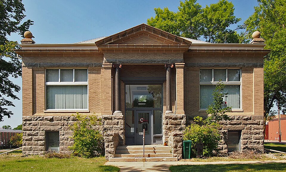 Photograph of Redwood Falls Carnegie Library