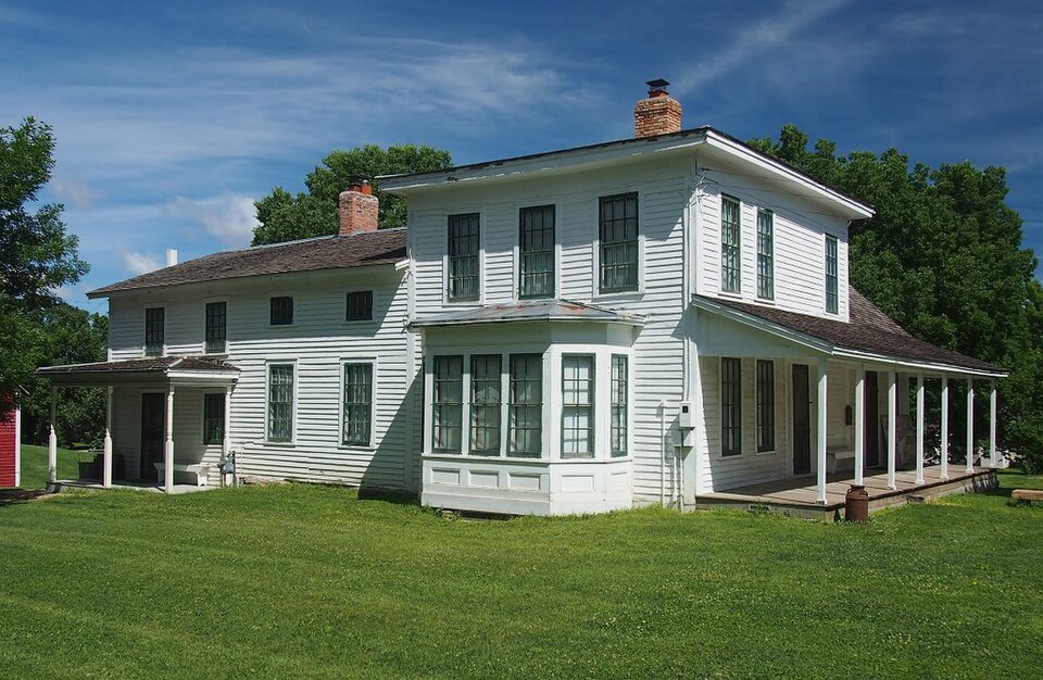 Photograph of Hooper-Bowler-Hillstrom House