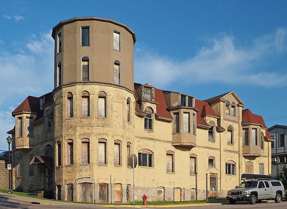 Photograph of Tanner's Hospital