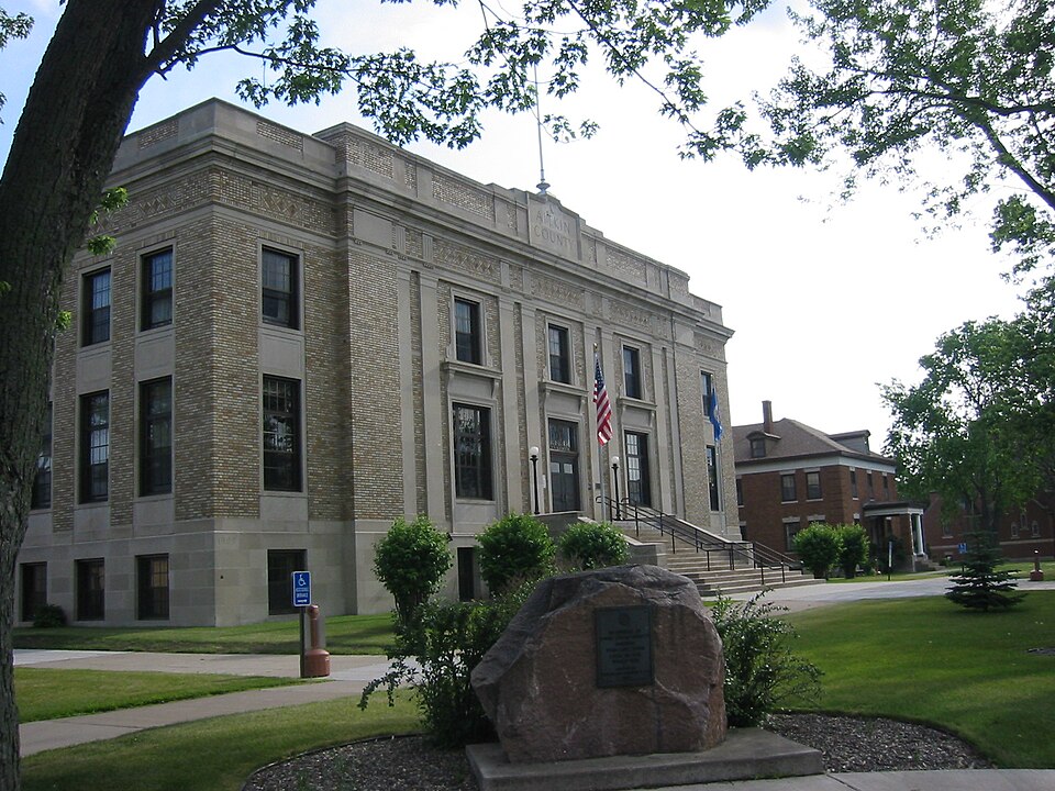 Photograph of Aitkin County Courthouse and Jail
