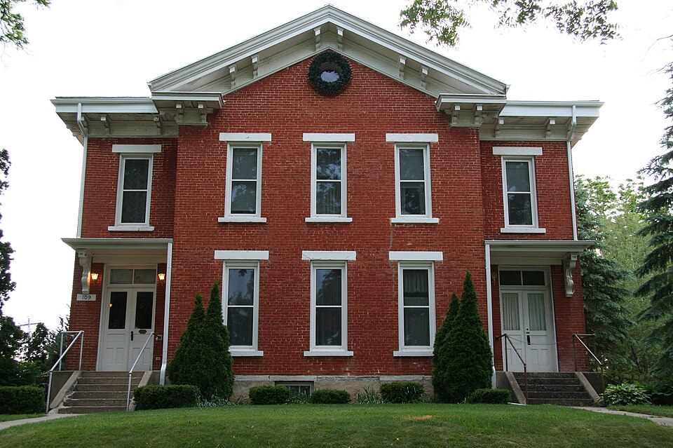 Photograph of Fillmore County Jail and Carriage House