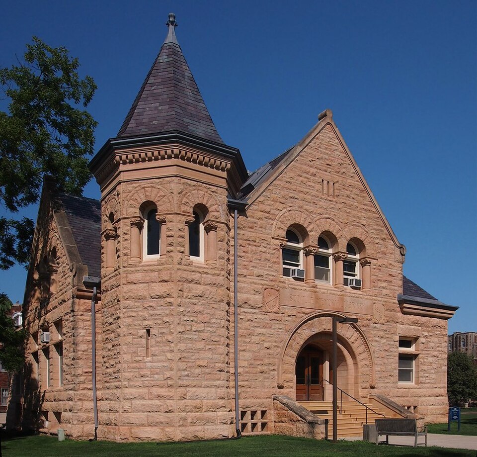 Photograph of Scoville Memorial Library