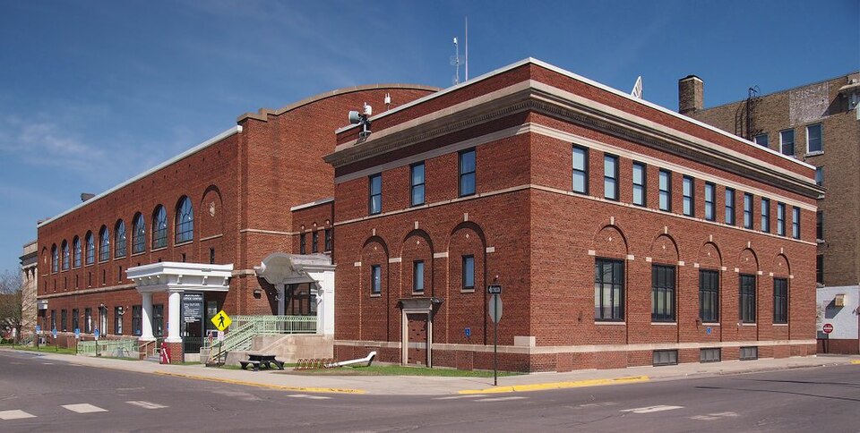 Photograph of Virginia Recreation Building