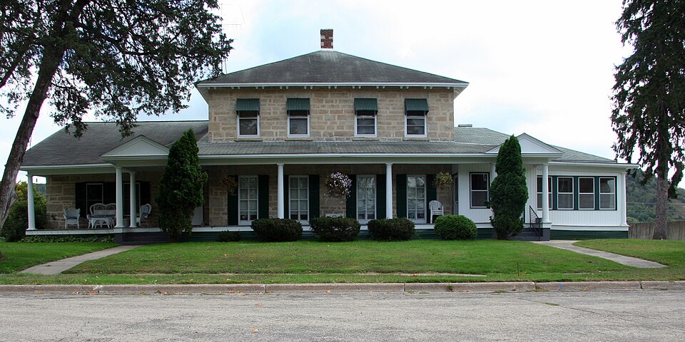 Photograph of Walker and Valentine House