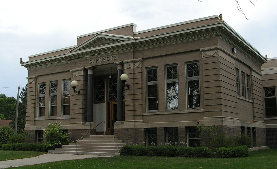 Photograph of Morris Carnegie Library