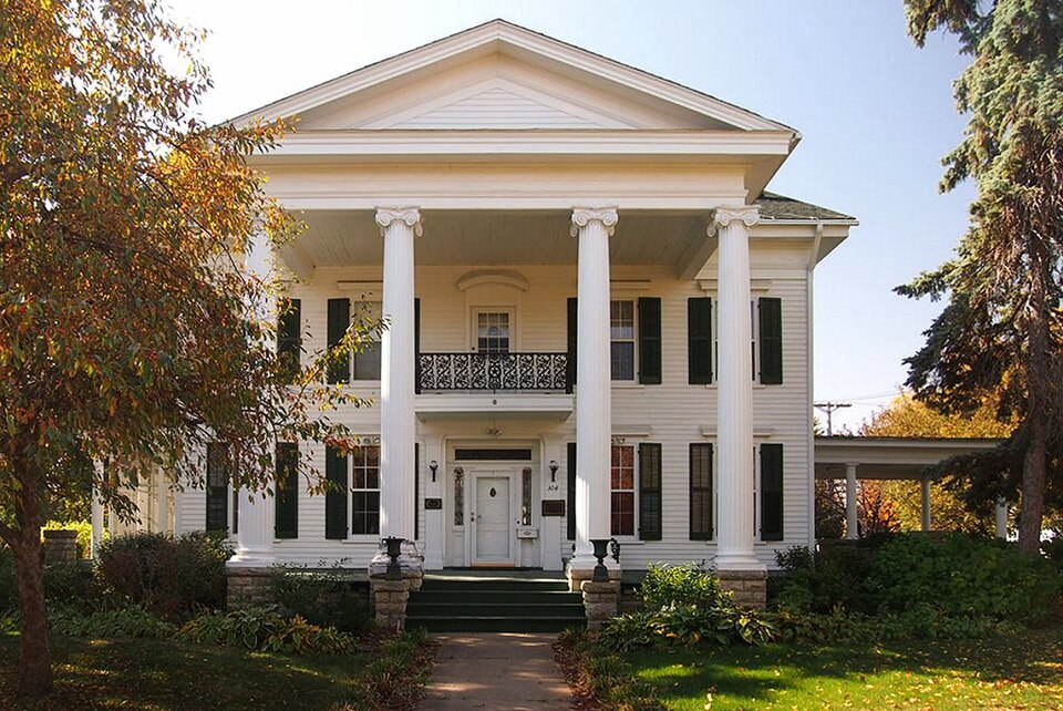 Photograph of Williamson-Russell-Rahilly House