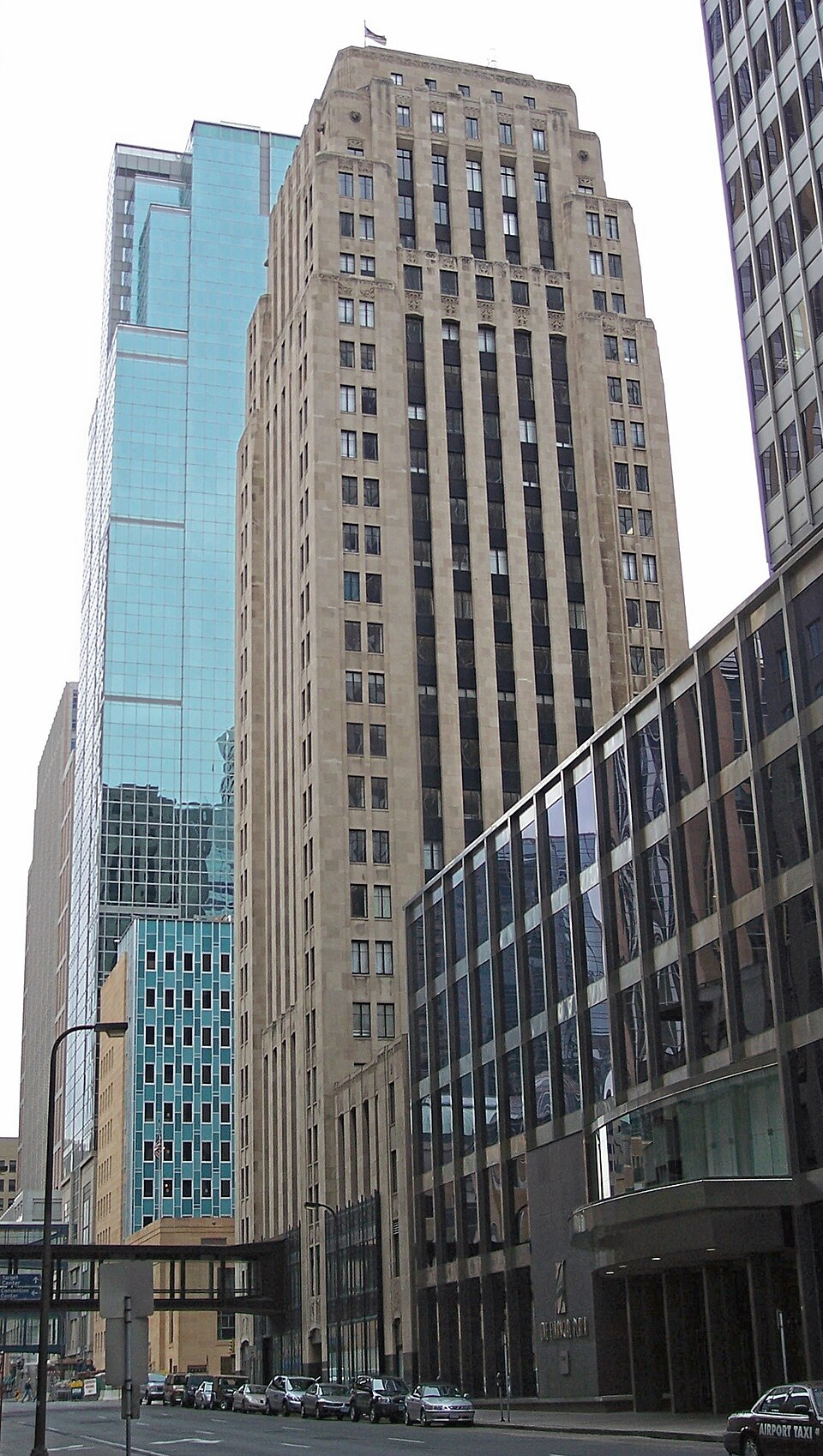 Photograph of Rand Tower, Minneapolis, a Tribute Portfolio Hotel